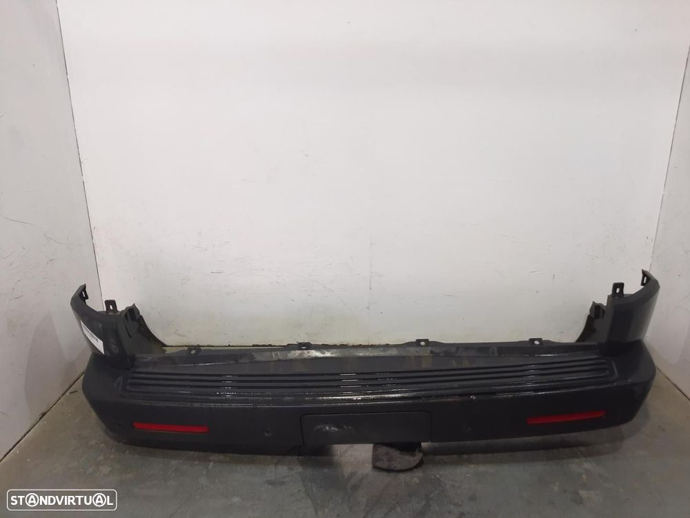 PARA-CHOQUES TRASEIRO LAND ROVER DISCOVERY 4 - 1