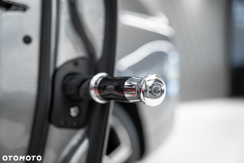 Rolls-Royce Cullinan - 24