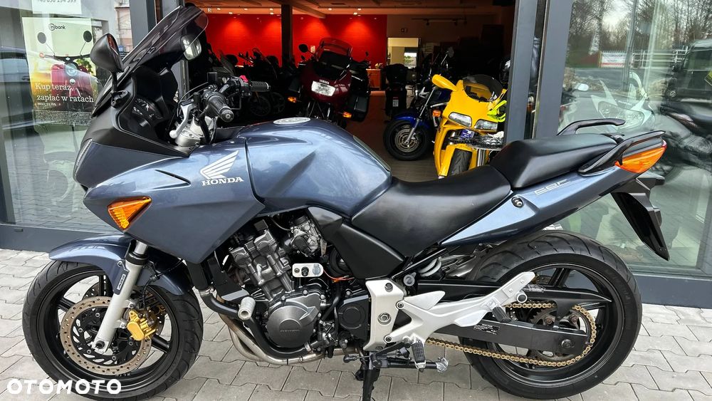 Honda CBF - 24