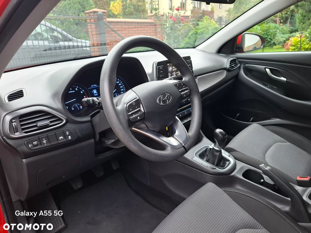 Hyundai i30 1.4 Premiere Comfort - 16
