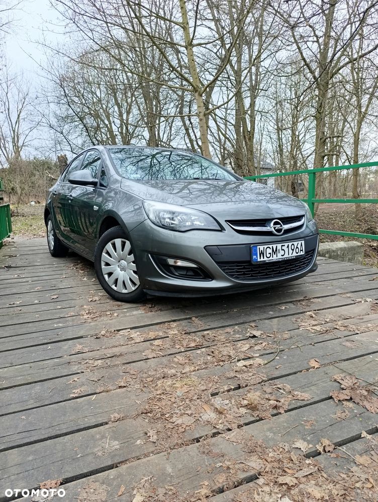 Opel Astra 1.4 T Business EU6 - 3