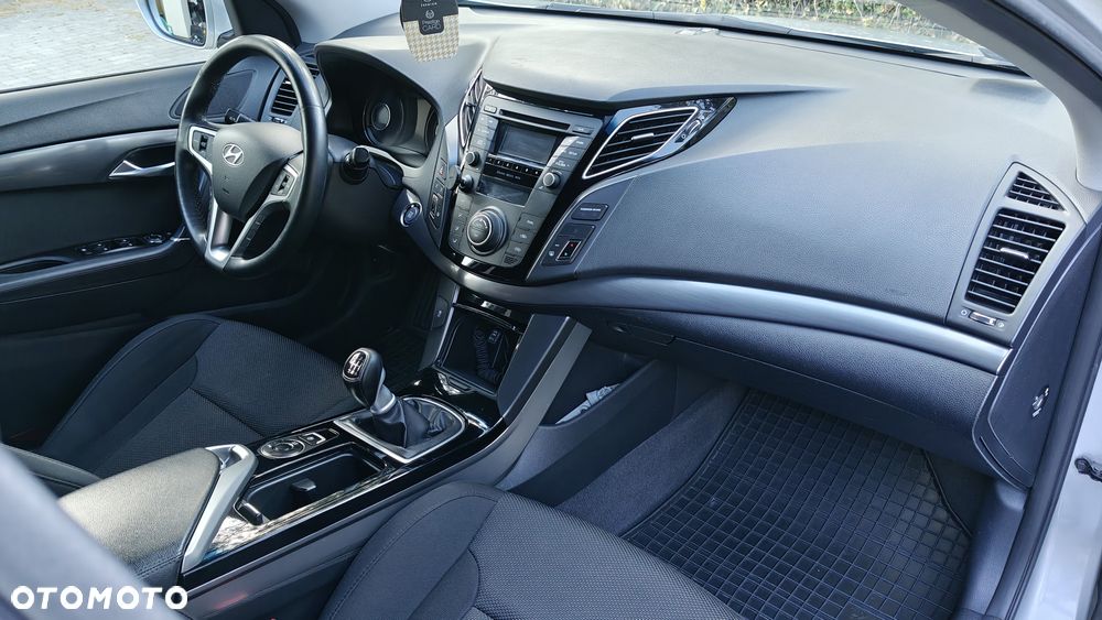 Hyundai i40 1.6 GDI Comfort + - 15