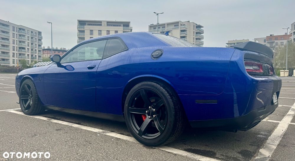 Dodge Challenger - 5