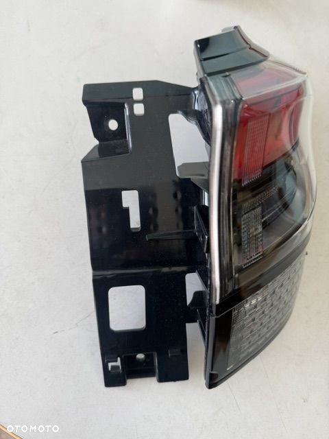 LAMPA PRAWA SUBARU FORESTER VI 25-26 84201SL00A - 3