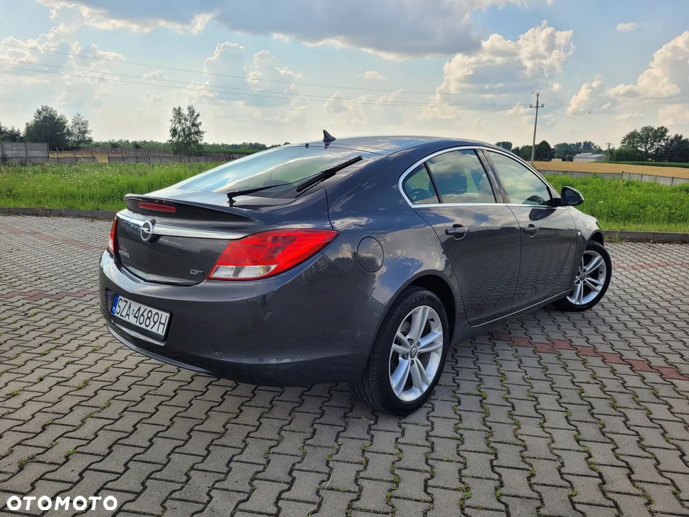 Opel Insignia - 10