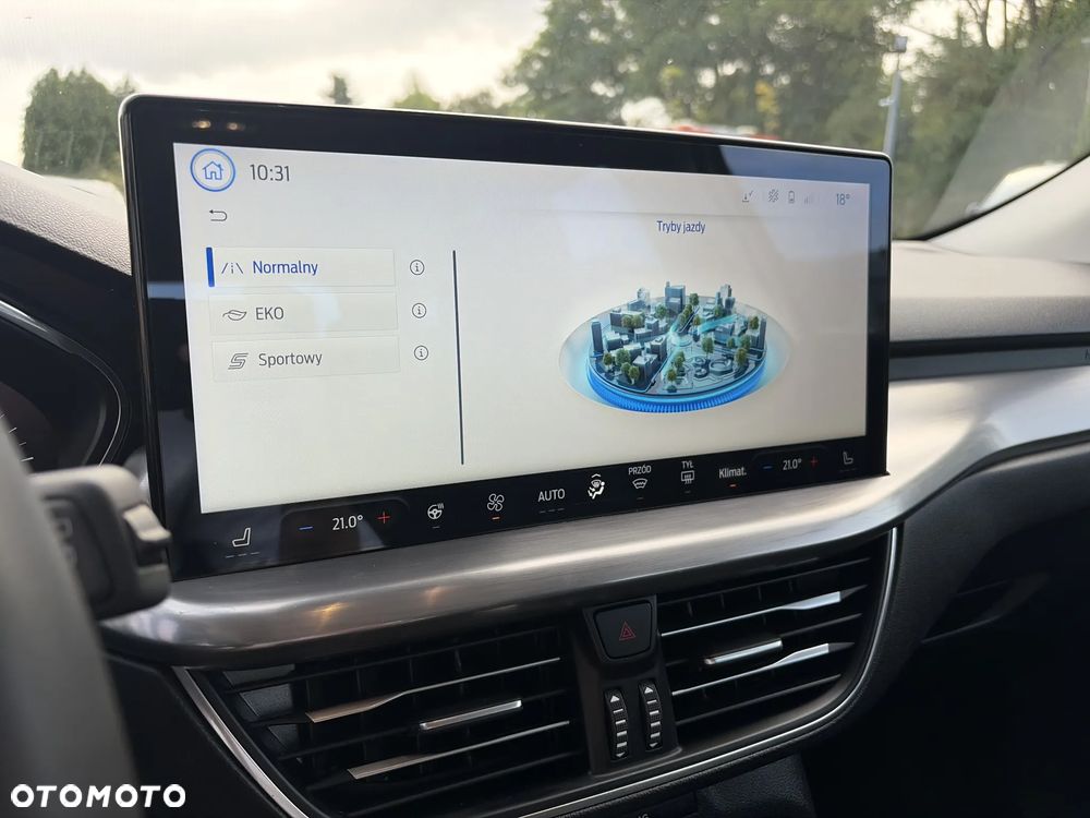 Ford Focus 1.0 EcoBoost mHEV Titanium Design - 32