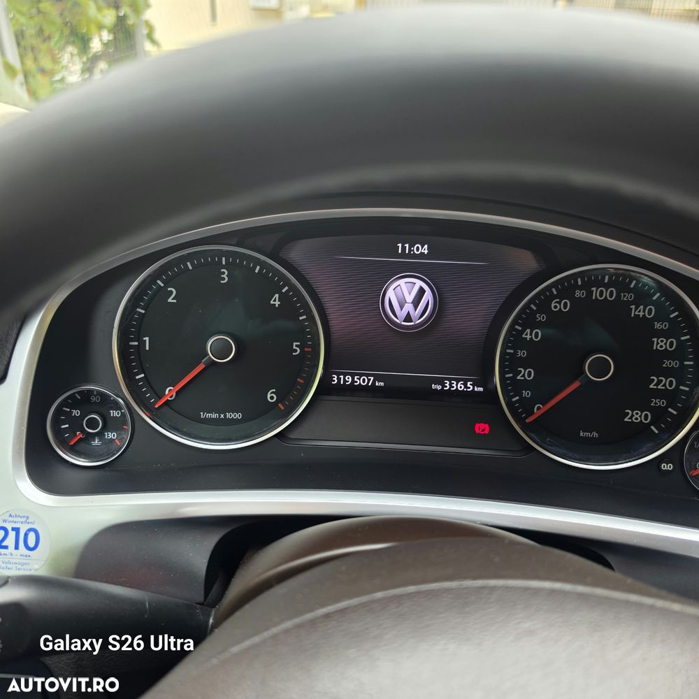 Volkswagen Touareg - 11