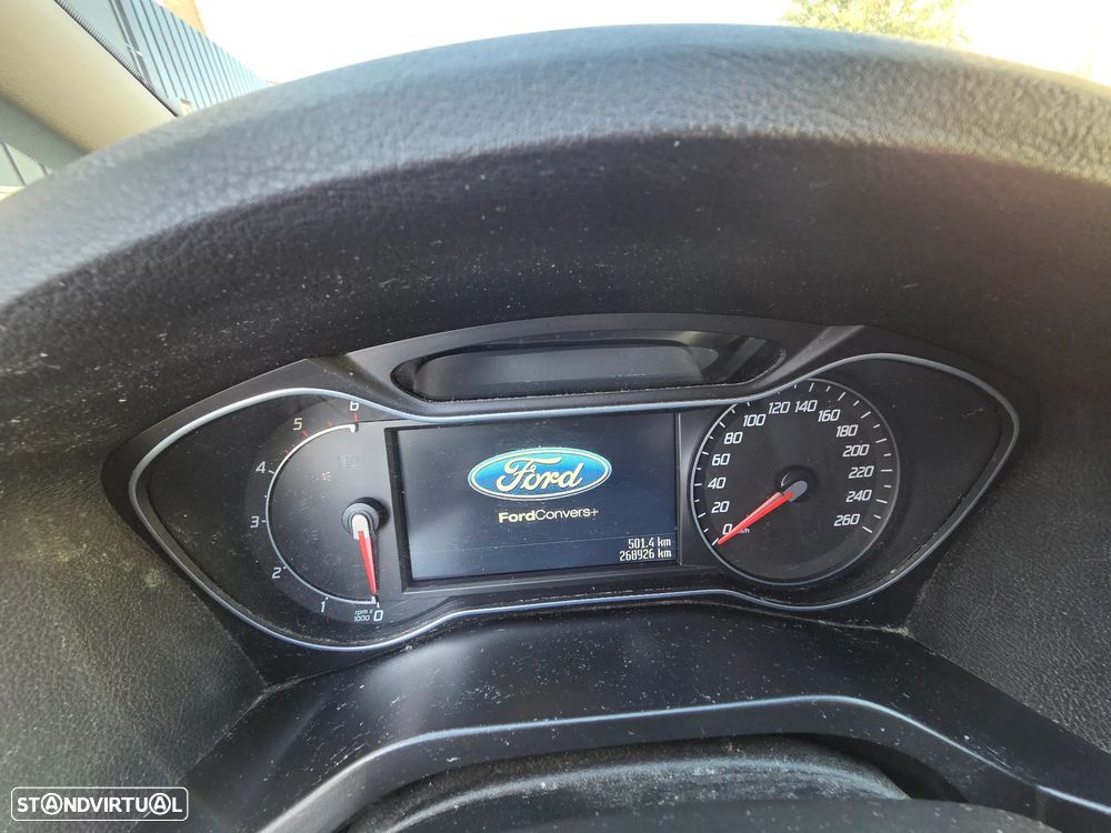 Ford S-Max 2.0 TDCi Titanium 7L 143g - 17