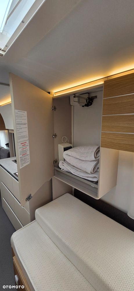 Adria Adora 542 UL Mover Isabella Przedsionek Doposażona - 15