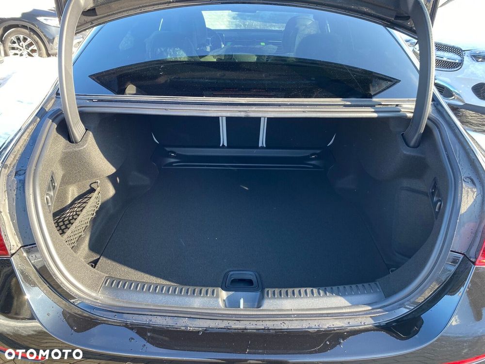 Mercedes-Benz Klasa E - 25