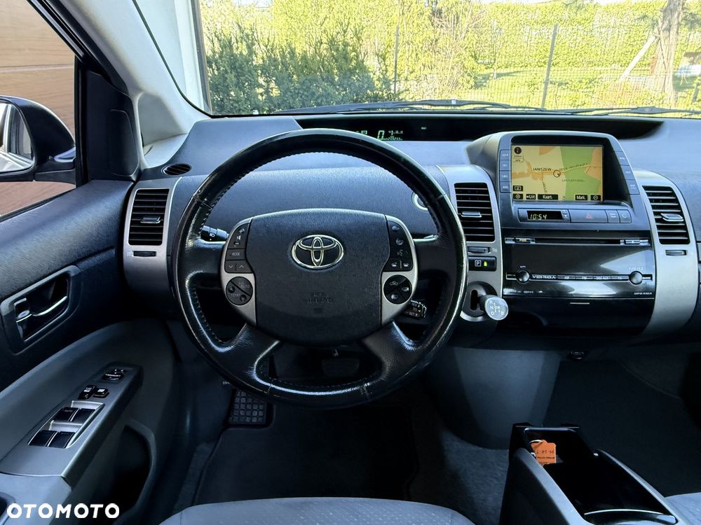 Toyota Prius 1.5 VVT-i Sol - 21
