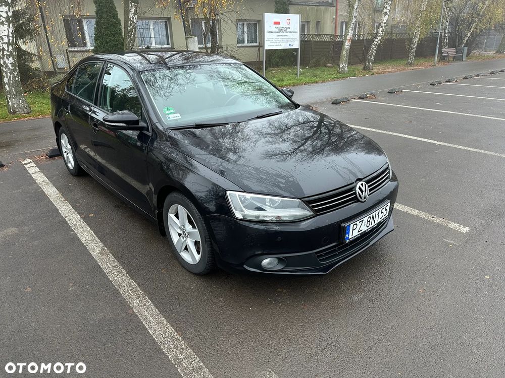 Volkswagen Jetta 1.2 TSI Comfortline - 3