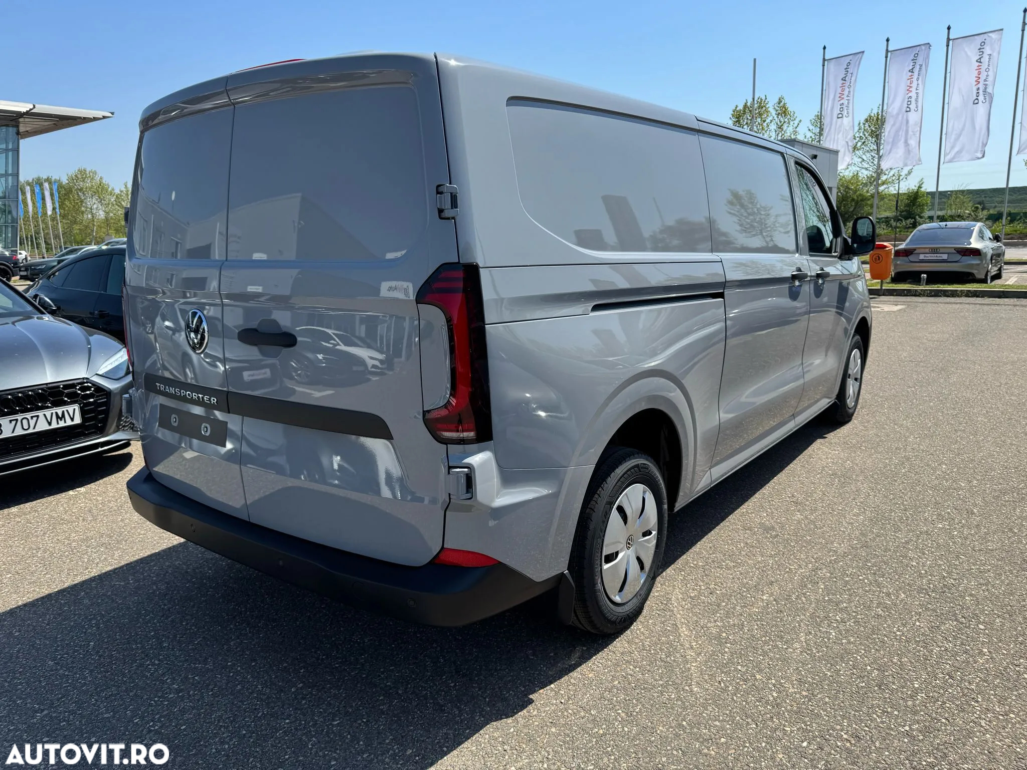 Volkswagen Transporter - 4