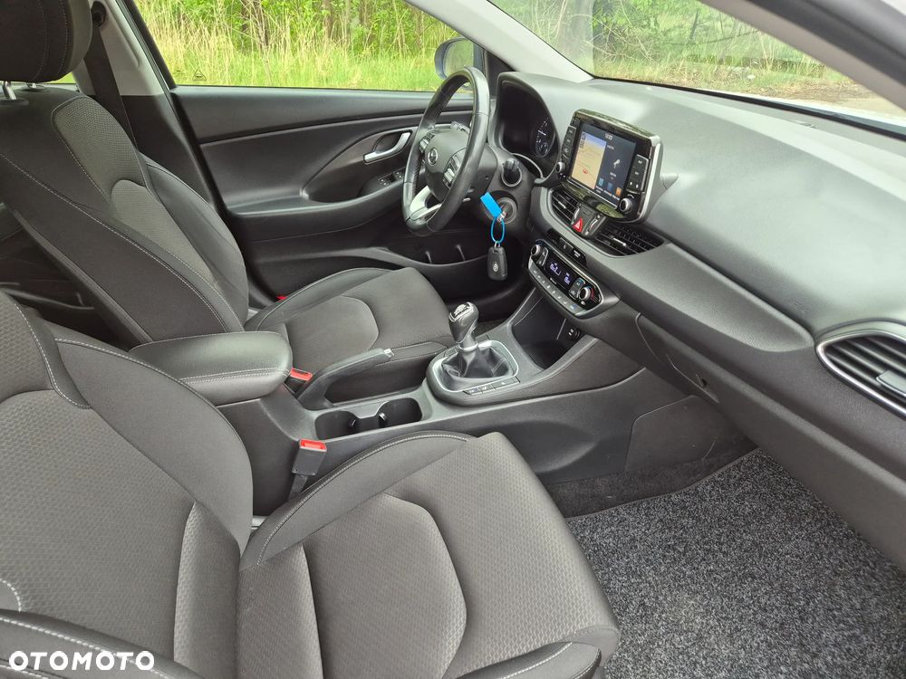 Hyundai i30 1.4 T-GDI Premiere Style - 16