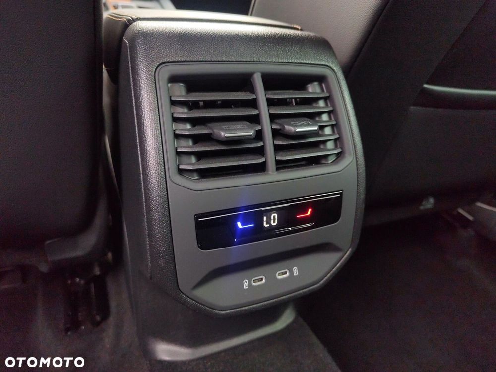 Cupra Formentor - 13