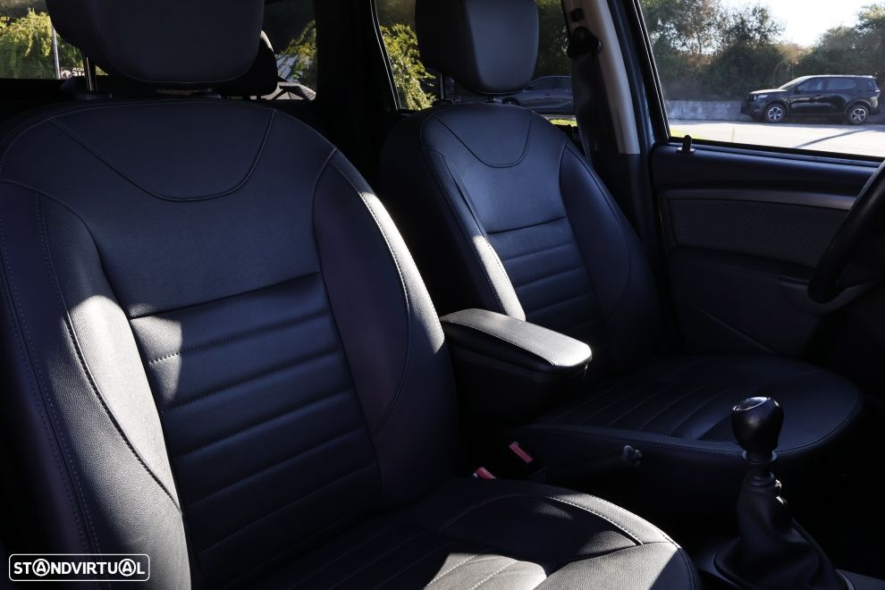 Dacia Duster 1.5 dCi Prestige - 11