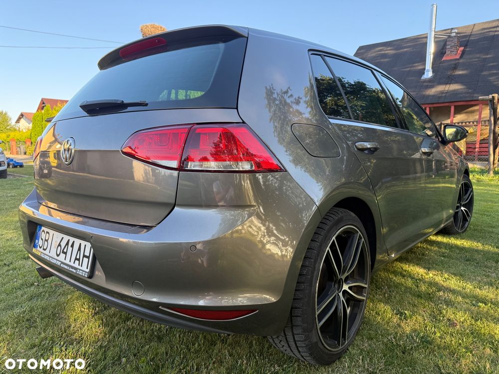 Volkswagen Golf 1.6 TDI BlueMotion Comfortline - 4