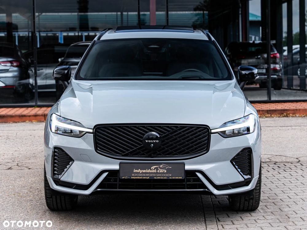 Volvo XC 60 B5 B AWD Plus Dark - 15