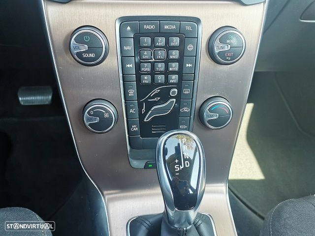 Volvo V40 Cross Country 2.0 D2 Kinetic Geartronic - 15