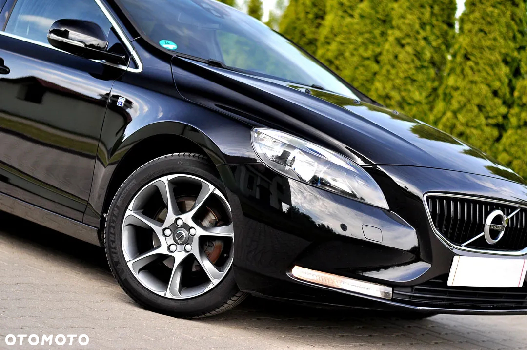 Volvo V40 D2 Drive-E Ocean Race - 11