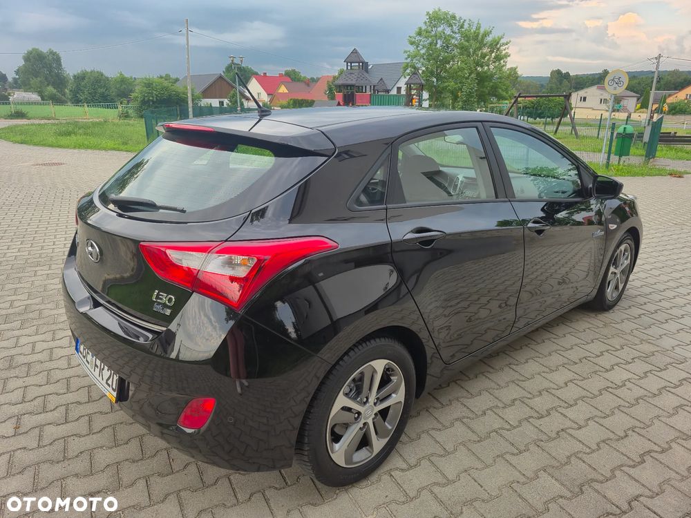 Hyundai i30 blue 1.6 GDI Style - 6