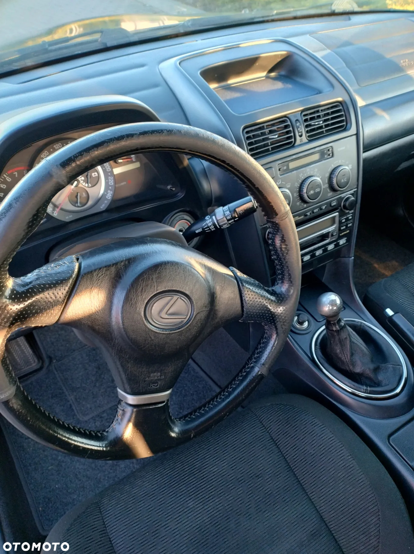 Lexus IS 200 SportCross - 10