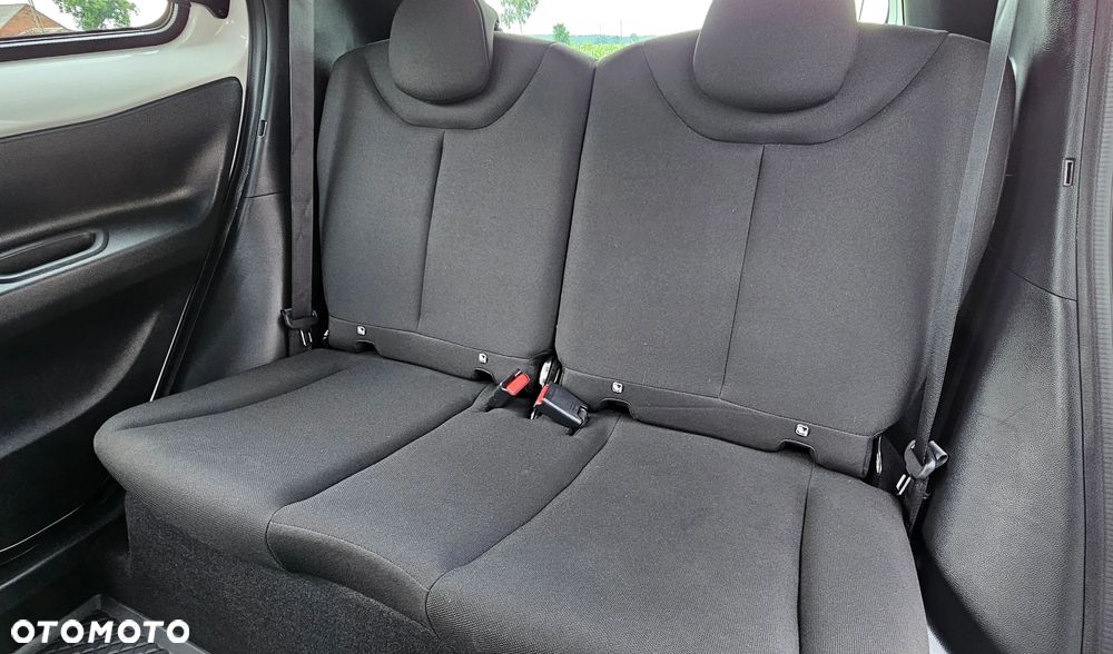 Toyota Aygo X Standard - 15