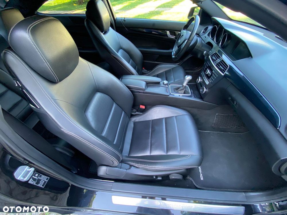 Mercedes-Benz Klasa C 180 Coupe BlueEFFICIENCY - 12