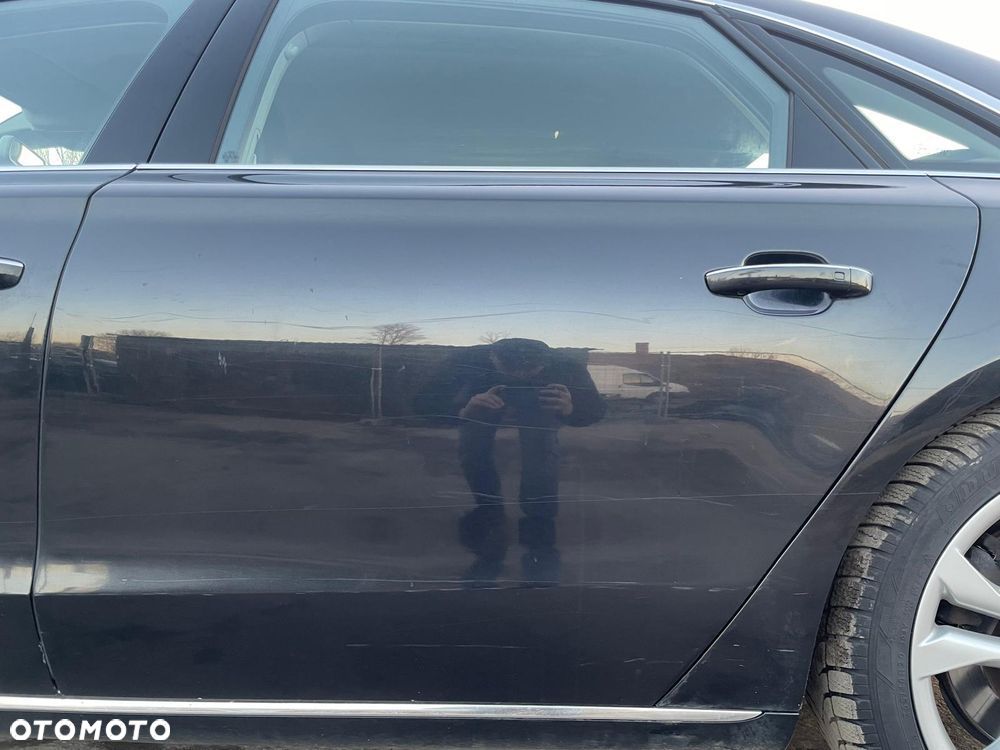 5781. Drzwi Lewy Tył Kod Lakieru: LZ9Y Audi A8 D4 Long Lift 2014R (2014-2017 R) - Wysyłka - 2