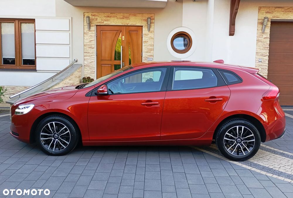 Volvo V40 D2 Momentum - 6