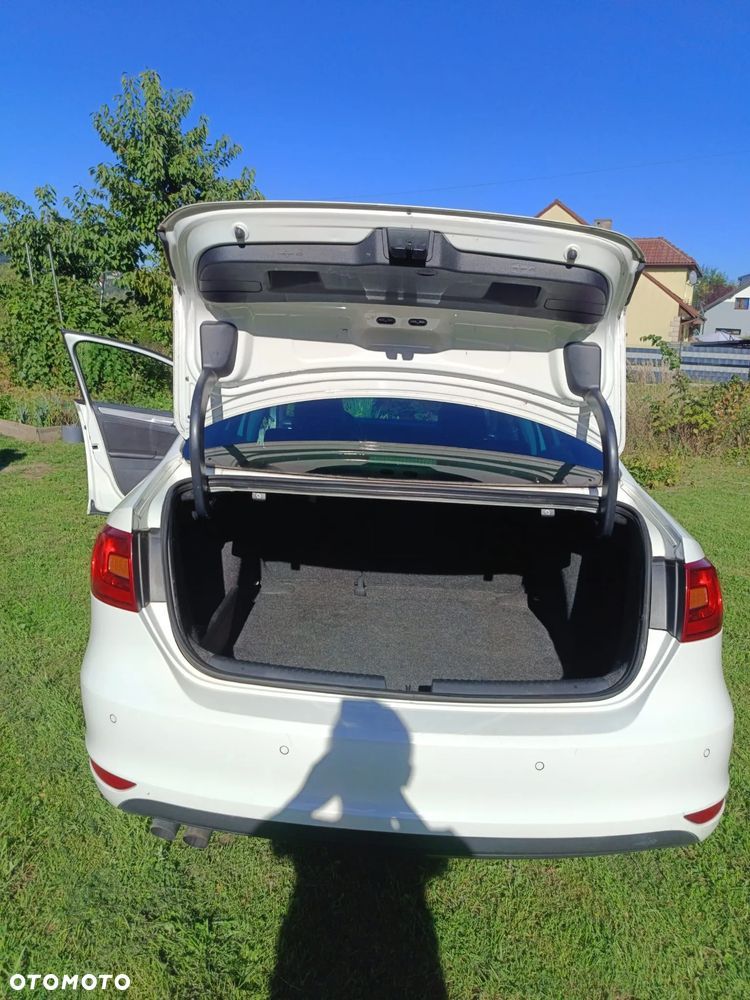 Volkswagen Jetta 1.4 TSI Highline - 8