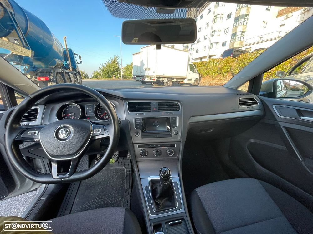 VW Golf 1.6 TDi Confortline - 2