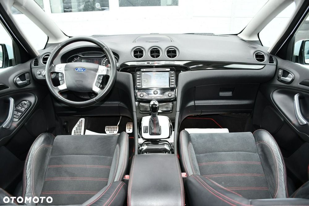 Ford S-Max - 22