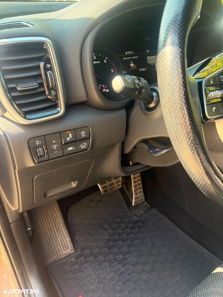 Kia Sportage 2.0 DSL 8AT HP 4x4 GT Line - 23