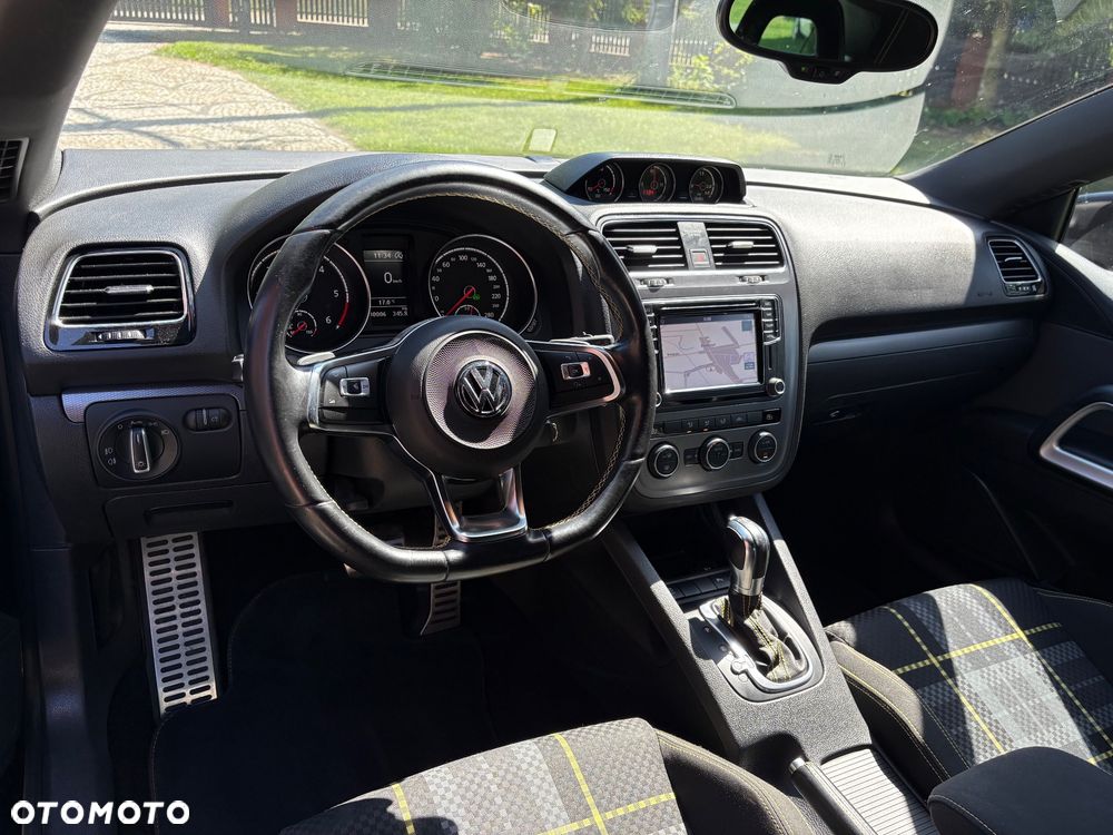 Volkswagen Scirocco 2.0 TDI BMT DSG - 13