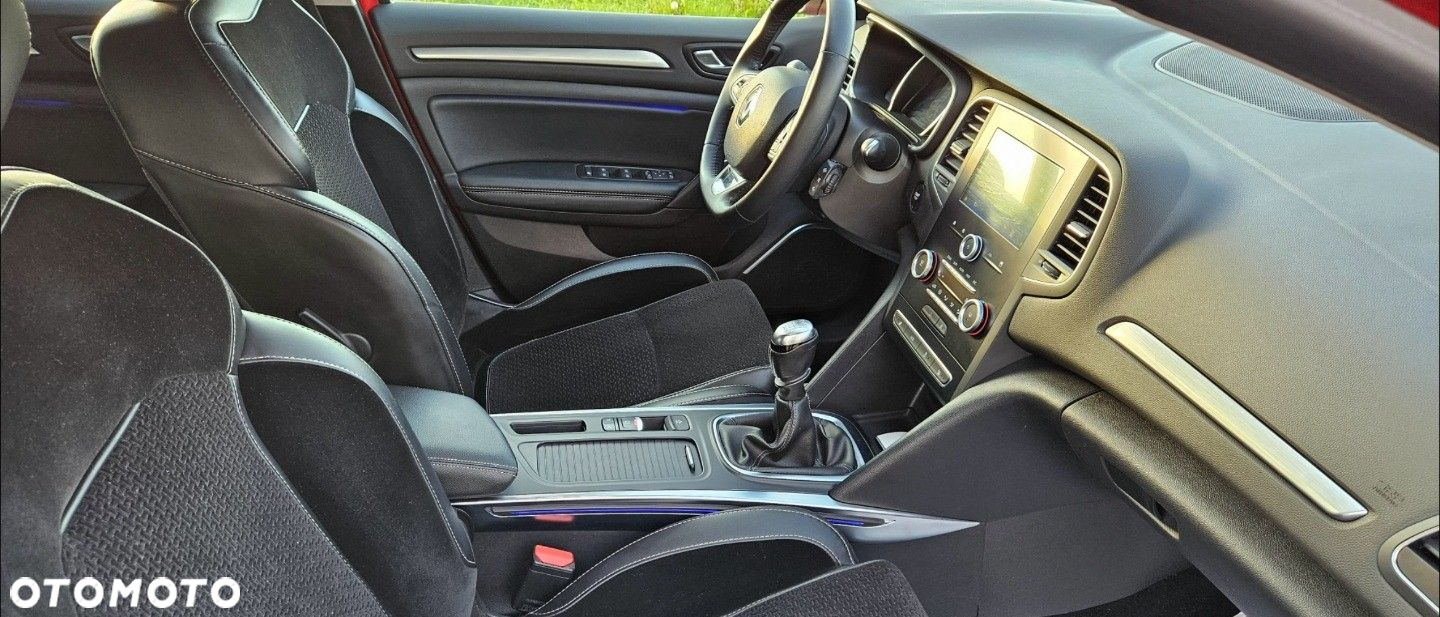 Renault Megane - 24