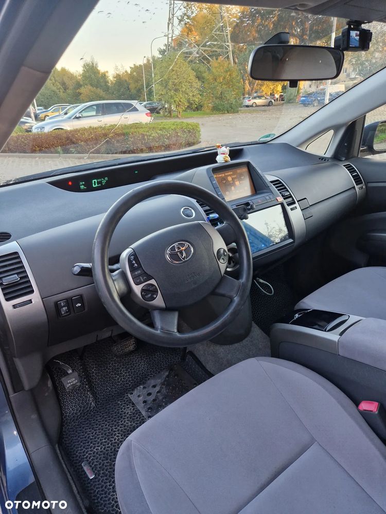 Toyota Prius - 14
