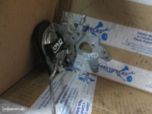 Fecho REF1392 TOYOTA RAV 4 2004 TD MANUAL - 2