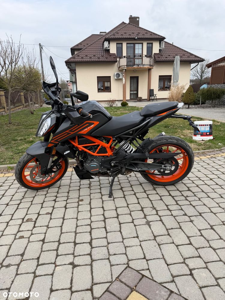 KTM Duke - 1