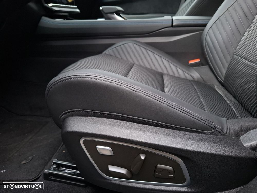 Renault Austral 1.2 E-Tech Iconic Espirit - 15