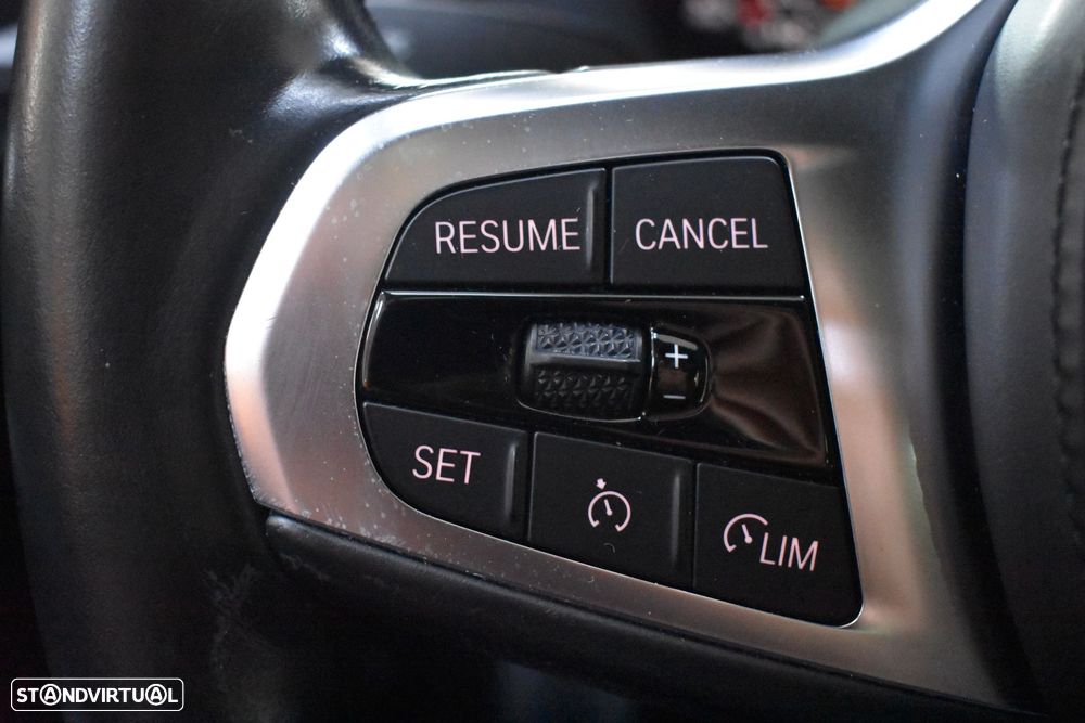 BMW 116 d Pack Desportivo M Auto - 46