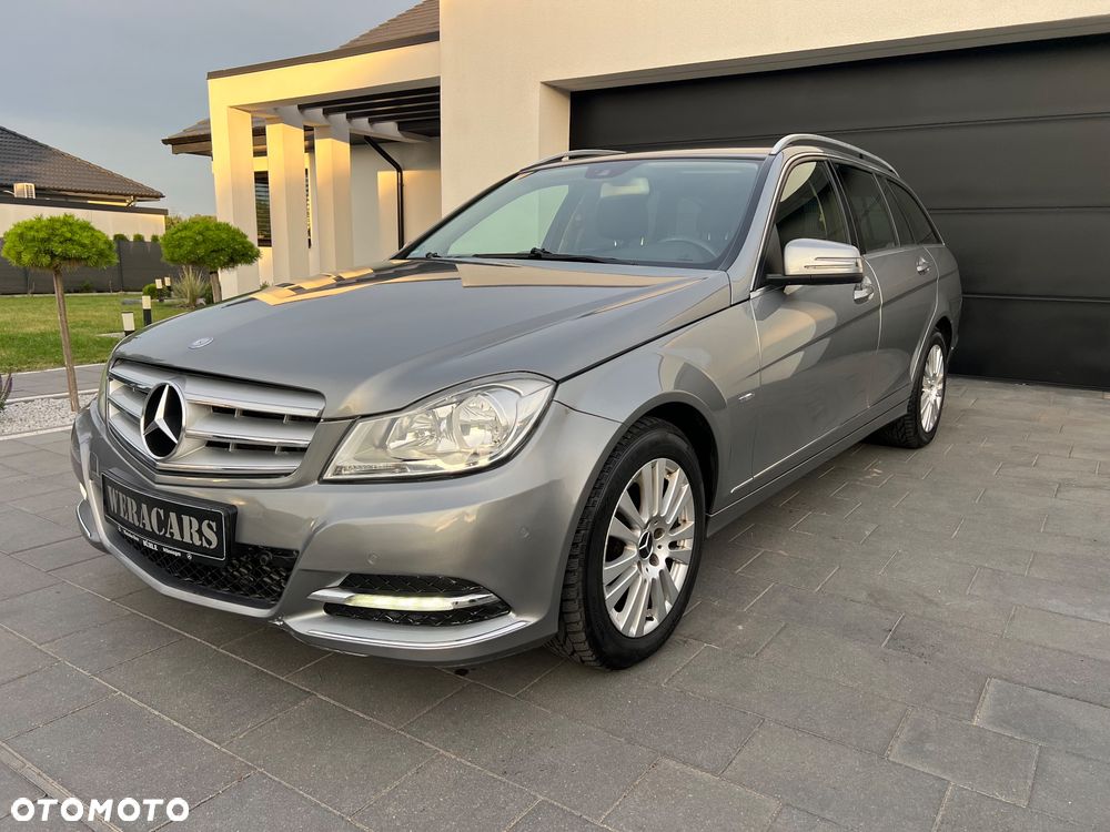Mercedes-Benz Klasa C 220 CDI DPF Automatik BlueEFFICIENCY Elegance - 3