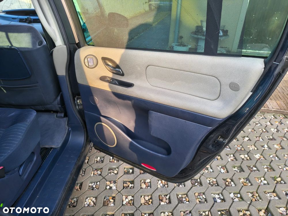 Renault Grand Espace 2.0 Privilege - 29