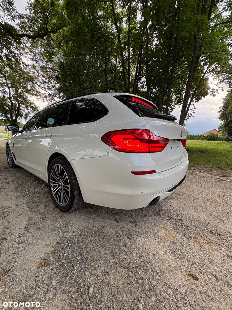 BMW Seria 5 520d Sport Line - 7