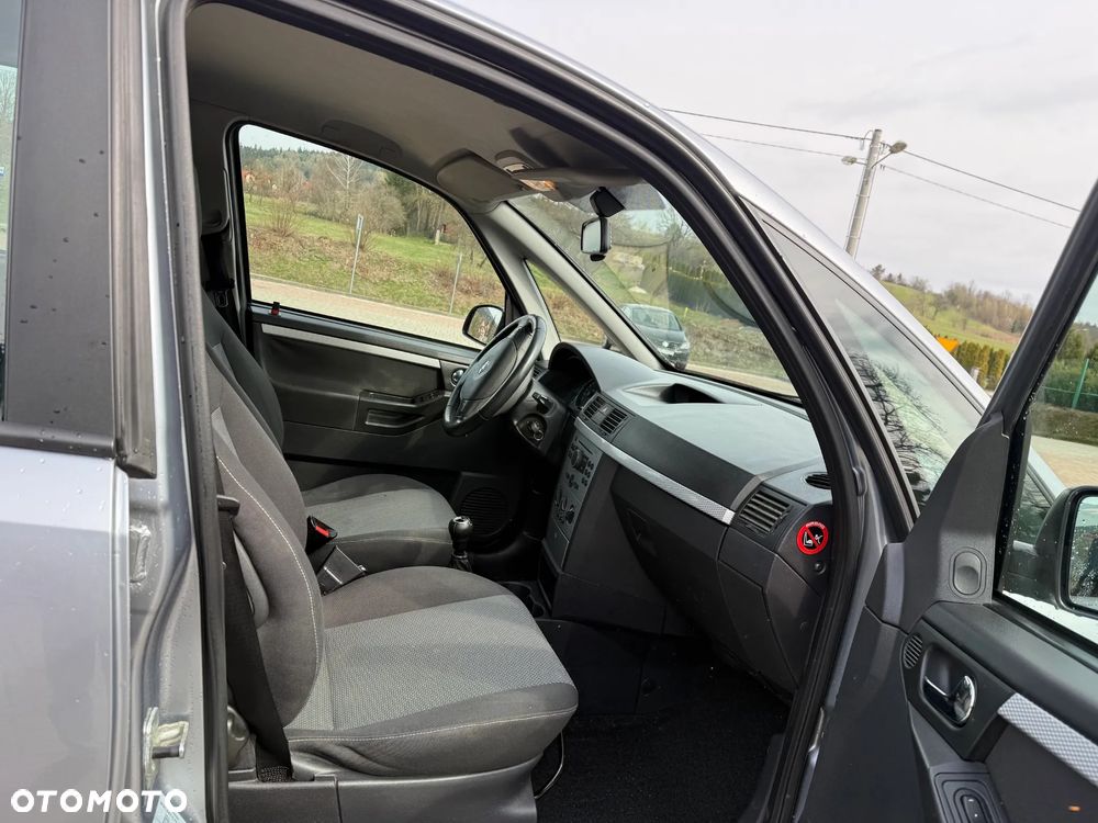 Opel Meriva 1.6 16V - 12