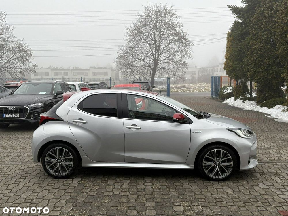 Toyota Yaris - 5