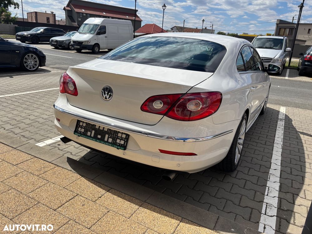 Volkswagen Passat - 9