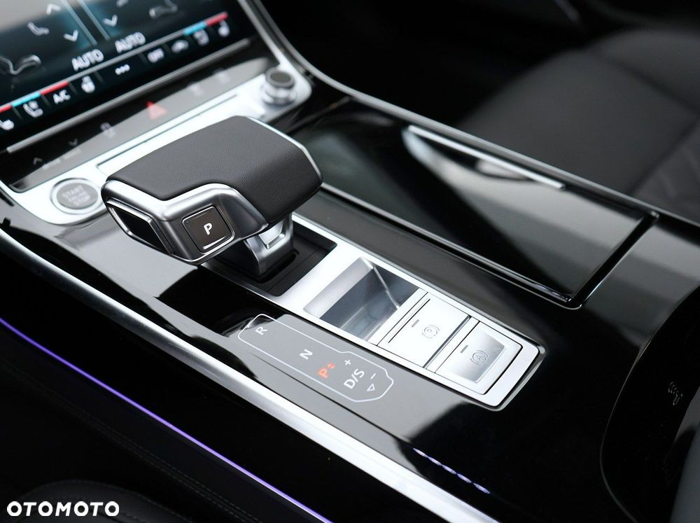 Audi A8 - 18
