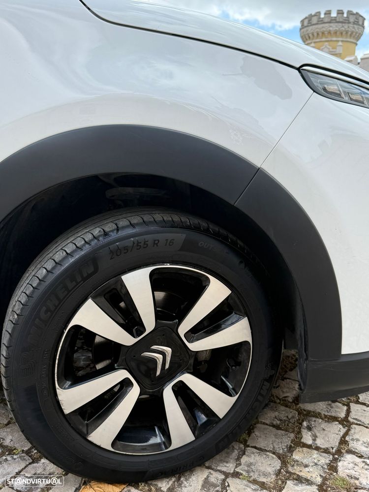 Citroën C3 1.2 PureTech Shine - 9
