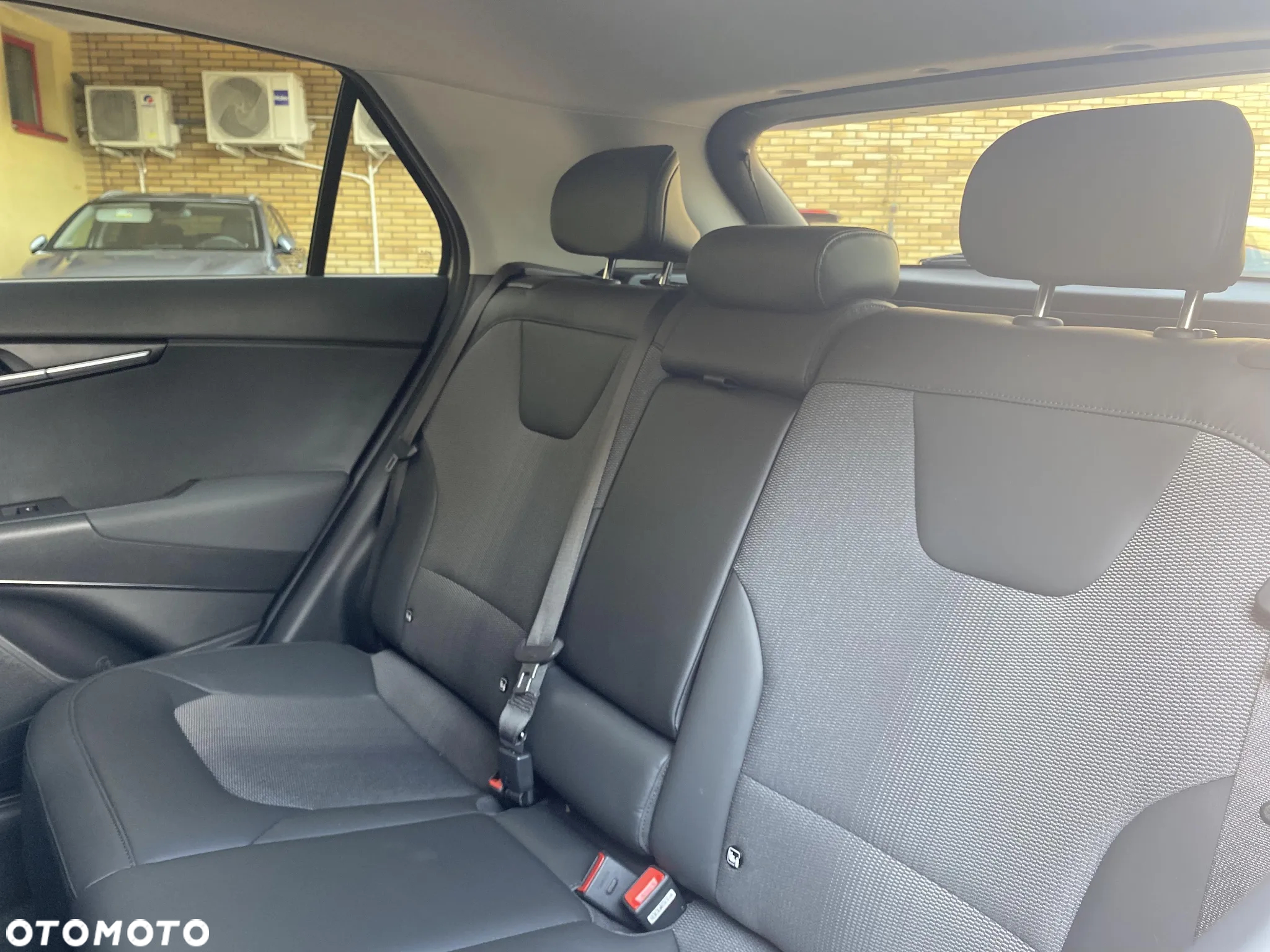 Kia Niro 1.6 GDI Hybrid Business Line - 15